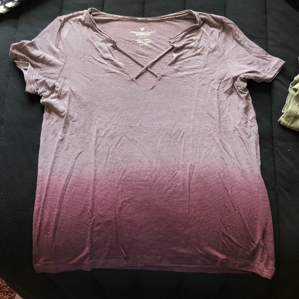 american eagle tee